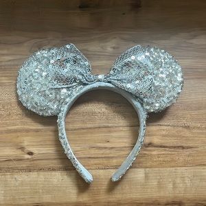 Silver Sparkle Disney Bow Miney Ears Headband